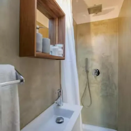 Guesthost - Cosy Milano- Corso Apartmán Milán